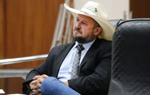 “Querem tirar Bolsonaro”, diz deputado sobre Tarcísio como possível candidato da direita