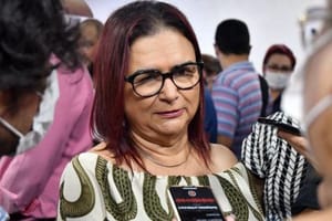 Juíza envia ao TJ ação contra Rosa Neide e empresário por suposto desvio na Seduc