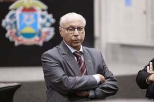 Deputado classifica reunião  como “velório sem defunto” e vê desinteresse partidário de líderes