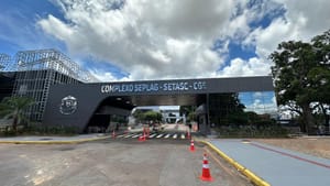 Estado suspende novas operações e descontos da ABCCARD; instituição é ligada à Capital Consig