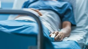 Justiça determina que Estado custeie cirurgia de R$ 100 mil para paciente com Parkinson