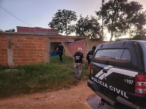 Menor faccionado suspeito de assalto à residência morre em confronto com policiais
