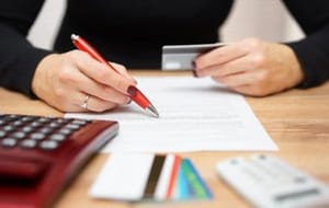Cliente tenta dar calote em fatura de cartões e terá que pagar R$ 97 mil à instituição financeira