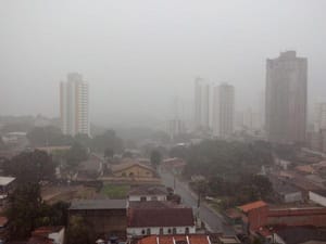 Inverno começa nesta sexta-feira e dia começa com temperatura baixa e garoa fina em Cuiabá