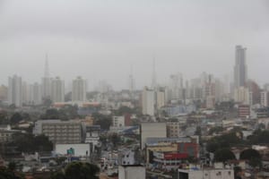 Frente fria chega a Mato Grosso nesta segunda-feira e derruba temperatura durante a semana