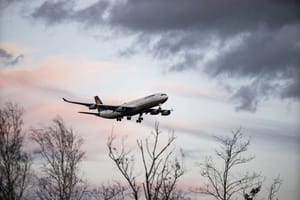 Família que teve voo cancelado e bagagem extraviada será indenizada em quase R$ 60 mil