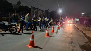 Operação prende dois condutores por embriaguez e remove 43 motos em VG