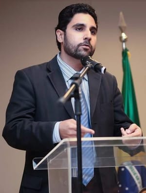 Enquanto alguém passa fome, nenhum de nós está realmente bem