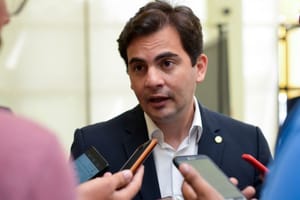 Garcia rebate fala de Fagundes sobre apoio a Pivetta: “direita legítima apoiou Lula e Dilma?”