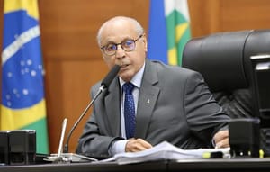 Deputado cobra espaço para o irmão e admite deixar o União Brasil: "tudo é possível"
