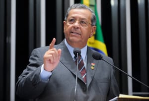 Jayme Campos é aconselhado a fechar ciclo, em Várzea Grande