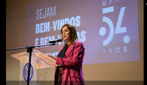 Reitora ignora polêmica e diz que Abilio é um dos que mais investiu na UFMT em Cuiabá