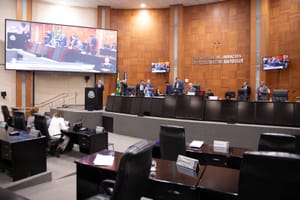 LDO que prevê receita de quase R$ 40 bilhões e RGA de 4,56% em 2026 é aprovado pela Assembleia
