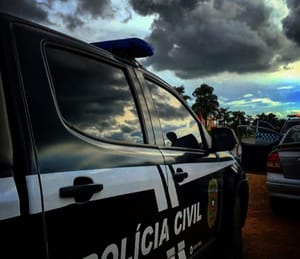 Despachante é alvo de operação policial contra fraude em documentos de quitação de IPVA