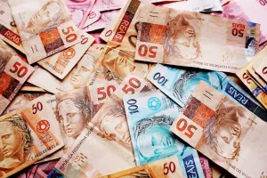 Bancos burlam Lei e emitem boletos para cobrar servidores públicos de Cuiabá
