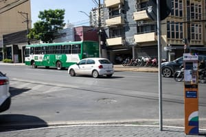 Prefeito ameaça acionar a Justiça para romper contrato: “danoso aos cofres públicos”