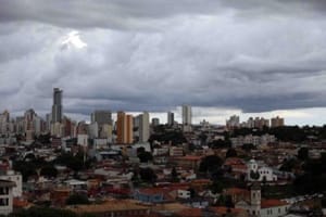 INMET emite alerta amarelo de tempestade com risco de granizo em Cuiabá e outros 40 municípios