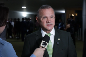 WF cita liderança em pesquisas e mantém pré-candidatura mesmo após Bolsonaro ‘flertar’ com Pivetta