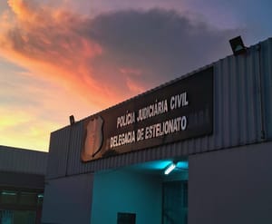 Polícias Civis de MT e Goiás prendem em Cuiabá mãe e filho investigados por estelionato