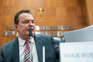 A Democracia e o papel da Assembleia Legislativa!