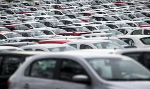 Concessionária terá que devolver valor por vender carro zero km com defeito
