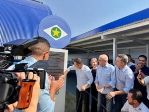 MT beneficia mais de 2,8 mil estudantes com inauguração de duas novas escolas no Nortão