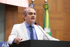 Servidores públicos chegam a pagar 6% de juros ao mês por empréstimos consignados