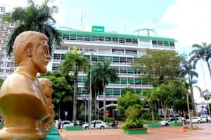 Prefeito encaminha projeto à Câmara que implanta 'home office' a servidores de Cuiabá