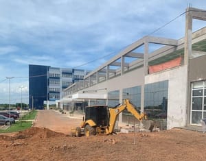 Prédios do novo Hospital Universitário Júlio Muller entram em fase de acabamento
