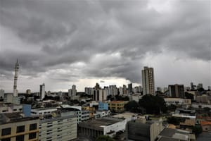 Inmet tem alerta de chuvas intensas, granizo e ventos de até 100 km para Cuiabá e outras cidades