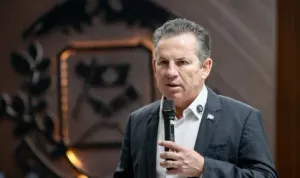 Mauro Mendes evita cravar candidatura ao Senado e diz que decisão só virá em 2026
