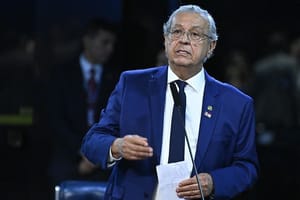 Senado aprova PL que combate pedófilos; Jayme Campos destaca avanço humanitário