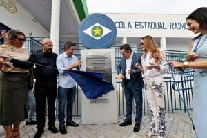 Com investimento de R$ 8,8 mi, Estado entrega mais uma escola reformada e ampliada na capital