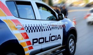 Após matar o marido, mulher foi presa pela PM em estado de choque em Cuiabá