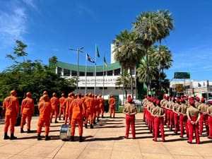 Câmara celebra Dia da Bandeira com participação de estudantes em Cuiabá