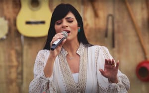 Fernanda Brum será uma das grandes estrelas da virada em Cuiabá