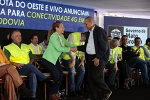 Deputado considera prefeita como "radical e intransigente" e critica "gestão perturbadora"