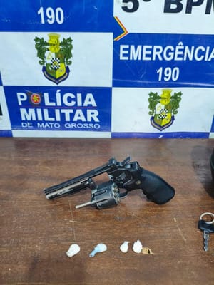 Dois suspeitos são presos e motocicleta furtada é recuperada em Rondonópolis