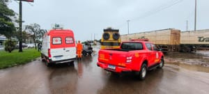 Corpo de Bombeiros socorre vítimas de colisão entre três veículos na MT-140