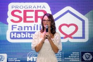 Primeira-dama de MT e Setasc entregam novas casas do SER Família Habitação