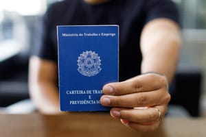 Vaga no Sine para Organizador de Eventos paga R$ 2,5 mil; confira outras 808 oportunidades