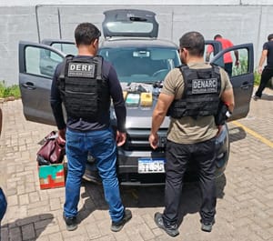 Traficantes são presos pela PC durante entrega de drogas em academia em Várzea Grande