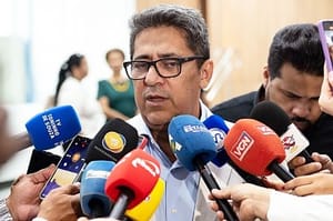 Fechado com Fagundes, PL cobra posição de Mauro Mendes sobre disputa ao Senado