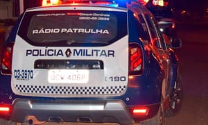 Criminoso morre baleado após atirar contra viatura da Polícia Militar e atingir peito de sargento