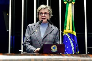 Senadora diz que Lula desrespeita o Brasil, o Congresso e Mato Grosso