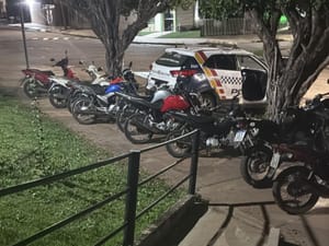 Polícia Militar apreende 12 motos e registra 121 infrações durante “rolezinho”