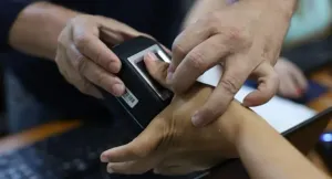 Justiça eleitoral convoca população a cadastrar biometria e regularizar pendências