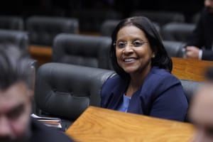 Deputada defende presença do consumidor nas decisões de agências reguladoras federais