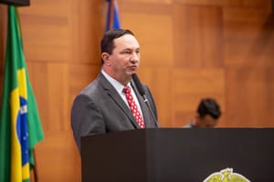 Petista vê risco ao futuro político de deputados que votarem contra a RGA