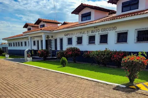 Sargento da Marinha é solto após denúncia de agressão à ex-esposa em Cuiabá